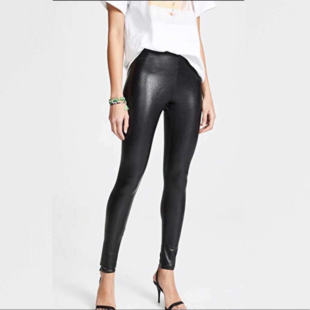2b Bebe Faux Leather Spandex Leggings